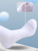 Kinetic™ Tech-Grip Crew Socks